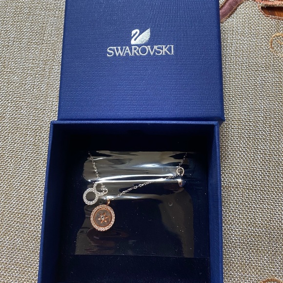 New Swarovski necklace - Picture 4 of 4